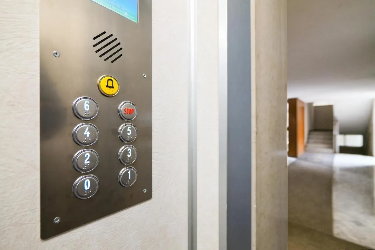 Mila Apartments Battista Milan 0*,  Italy