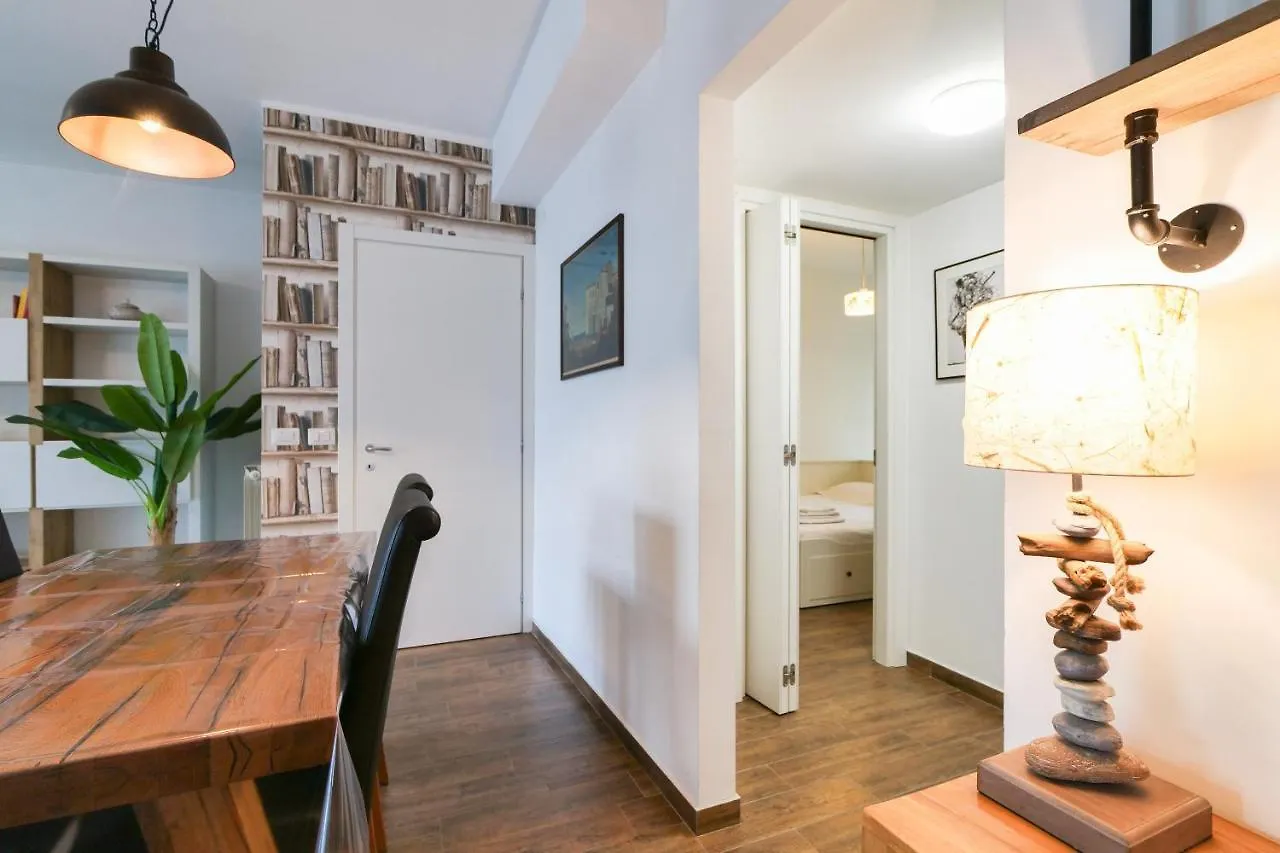 Mila Apartments Battista Milan