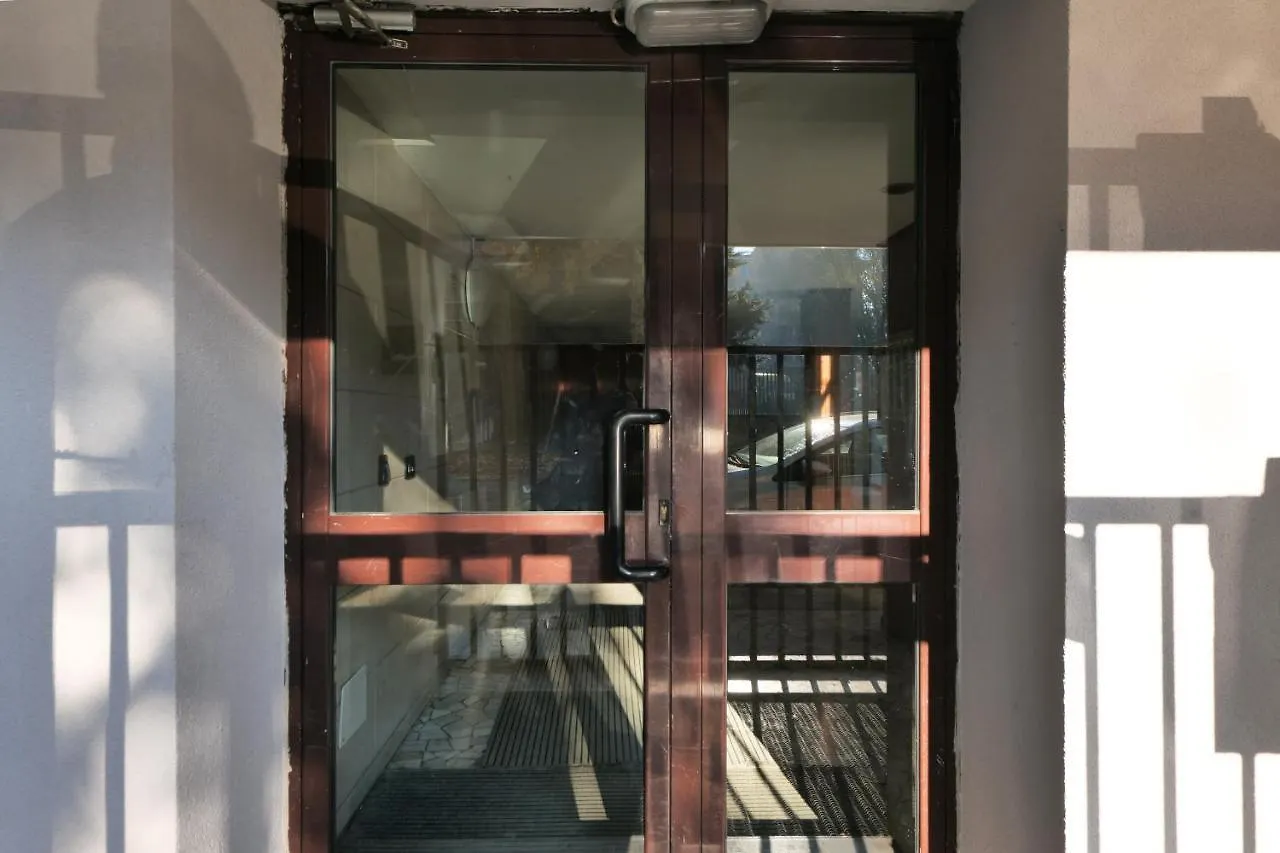Mila Apartments Battista Milan