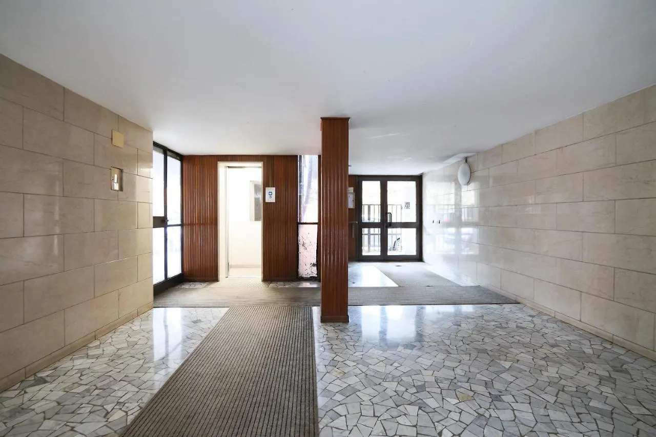 Mila Apartments Battista Milan