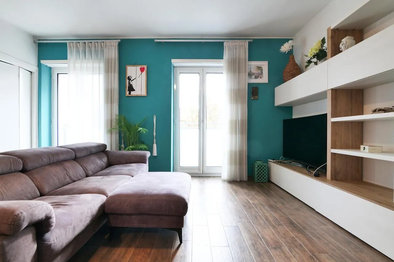 Mila Apartments Battista Milán 0*,